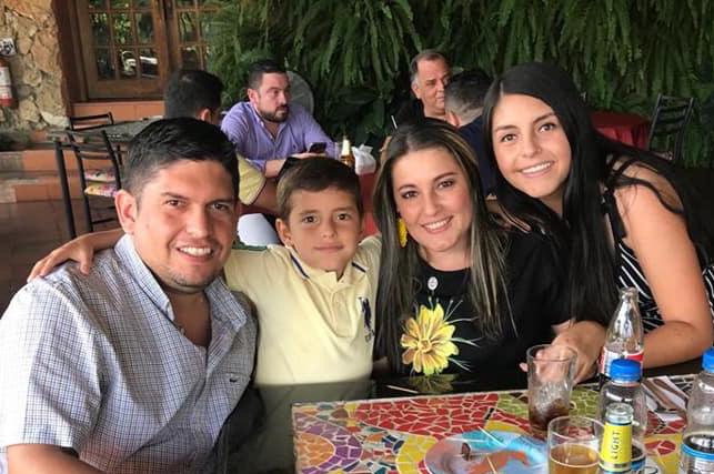 Gerardo Antonio Tabares Lozano, Matías Tabares Daza, Ana Goretty Daza, Sofía Tabares Gutiérrez.